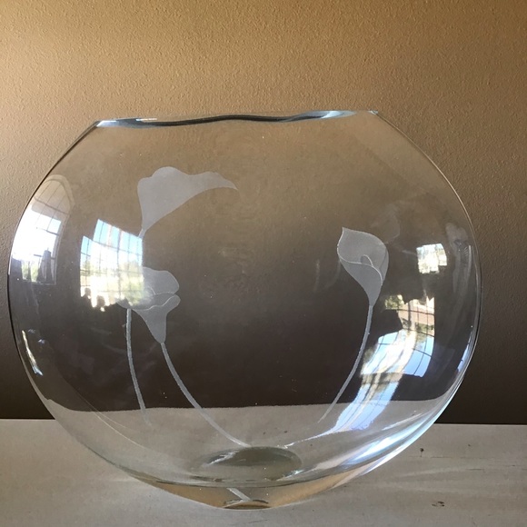 Mikasa Calla Lilly Crystal Vase - Picture 3 of 4